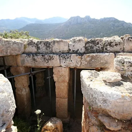 Blue Horizon Apartment *